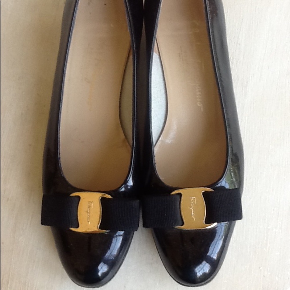 Salvatore Ferragamo flats
